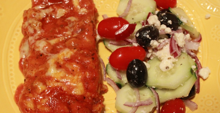 lasagna, ensalada griega, receta, comida fácil, comida rápida, comida saludable, cena, alimentación, romina tibytt, mamá xxi