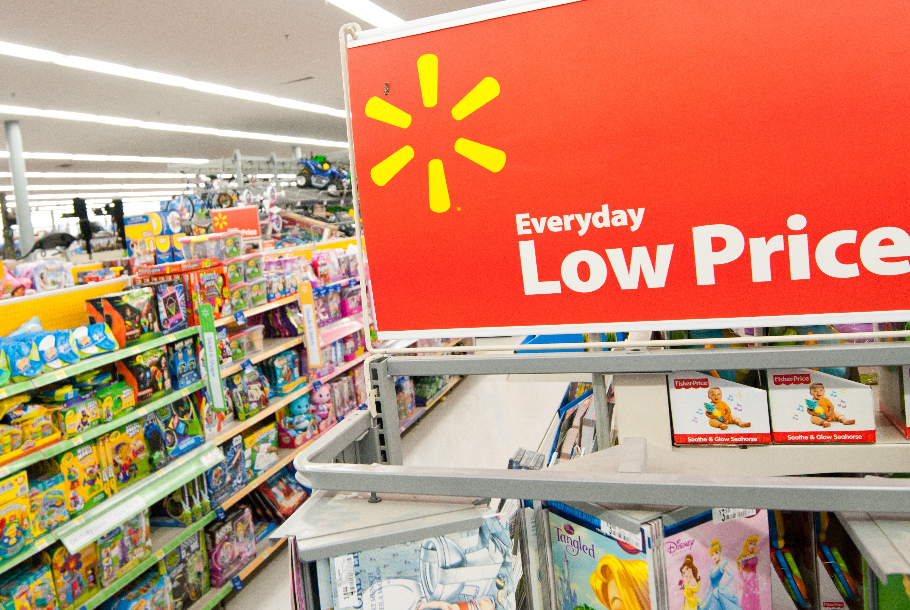 Walmart promoción de Navidad 2012 {Layaway, Toyland Tuesday y Sorteo