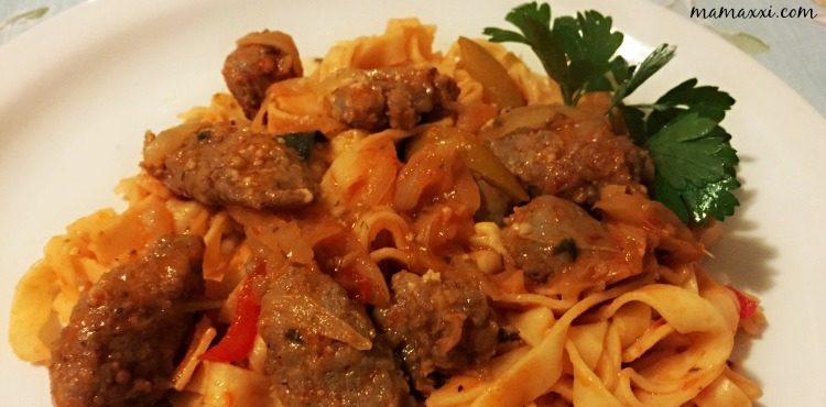 Receta fácil, pasta con chorizos y pimientos