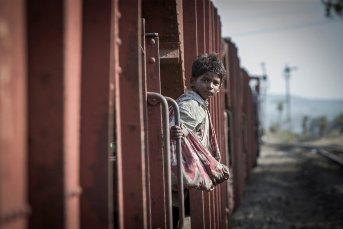 nicole kidman, india, adopcion, niños sin hogar